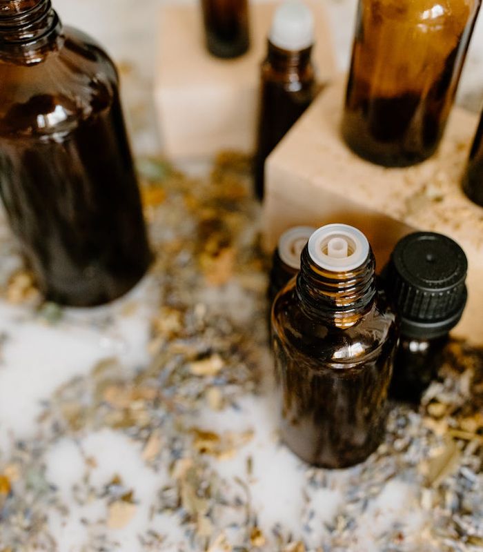 Natural botanical composition with dried herbs and essential oils